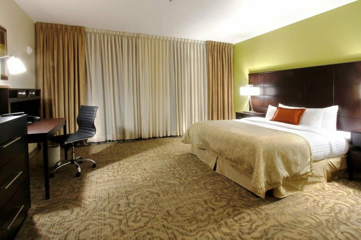 Hotel Staybridge Suites Chihuahua