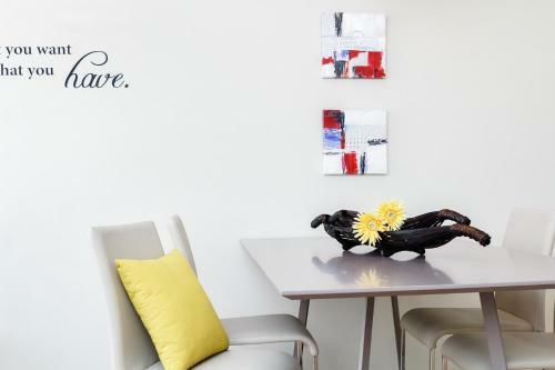 Feelathome Plaza Apartments