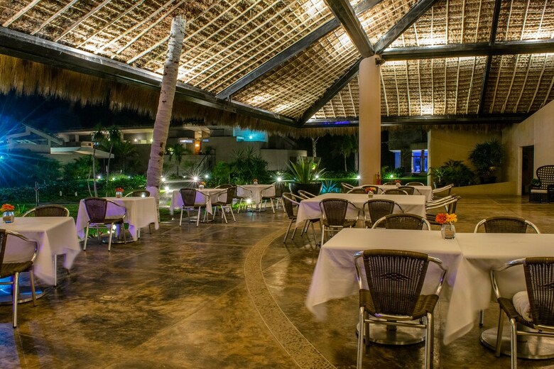 Hotel Isla Tajin Beach And River Resort