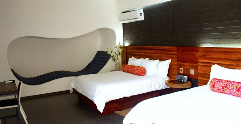 Hotel Isla Tajin Beach And River Resort