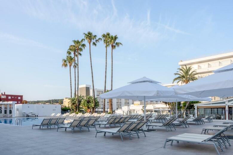 Globales Pionero Hotel