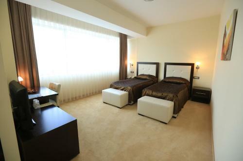 Tcc Grand Plaza Hotel