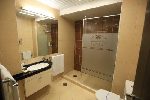 Tcc Grand Plaza Hotel