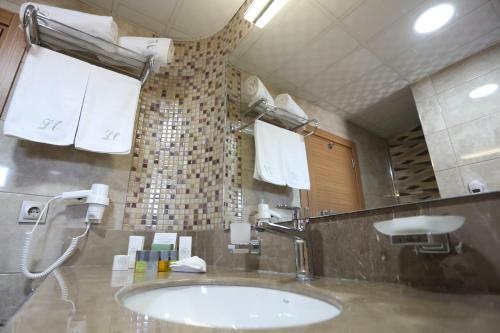 Bener Hotel