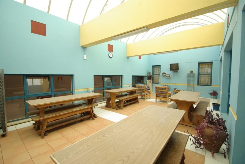 Hi Hostel Faro- Pousada de Juventude