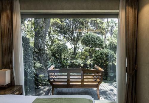 The Seaes Hotel & Resort