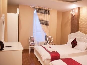 Phung Hoang Hotel