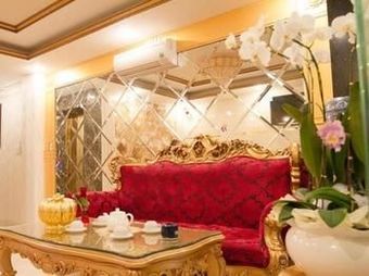 Phung Hoang Hotel