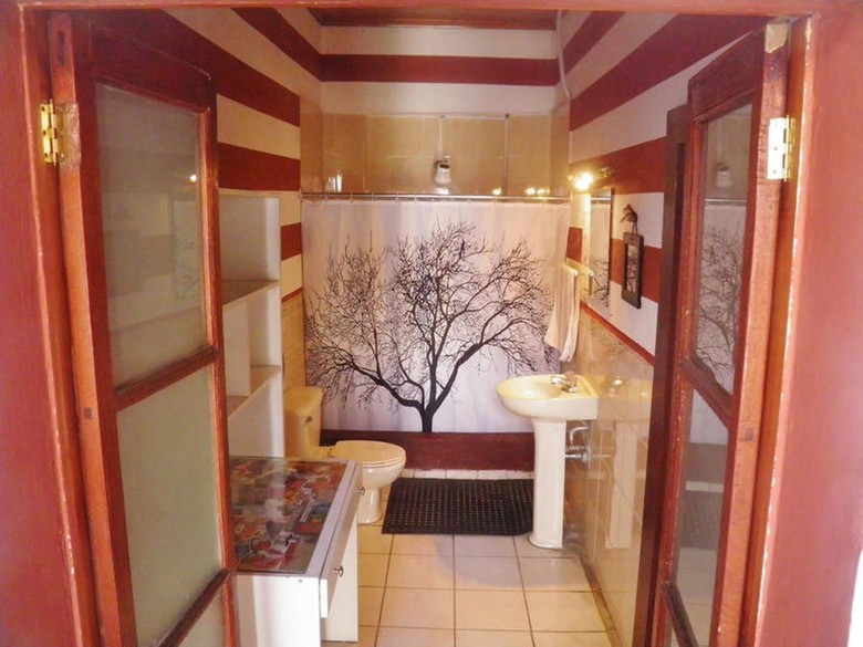 Theatre International Hostel
