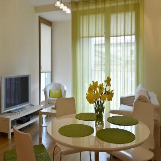 Angel Plaza Apartments