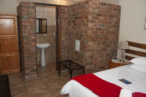Hostal Agros Guest House