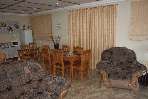 Hostal Agros Guest House
