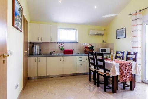 Apartments Dalic