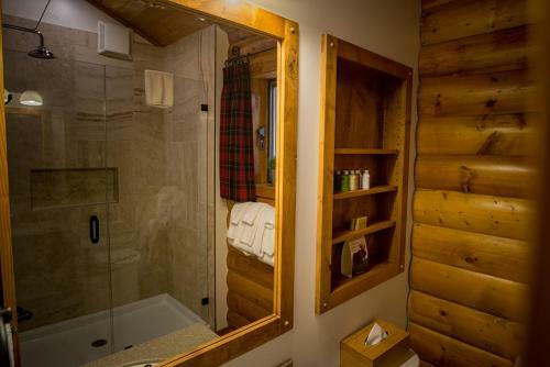 Hotel Baker Creek Mountain Resort