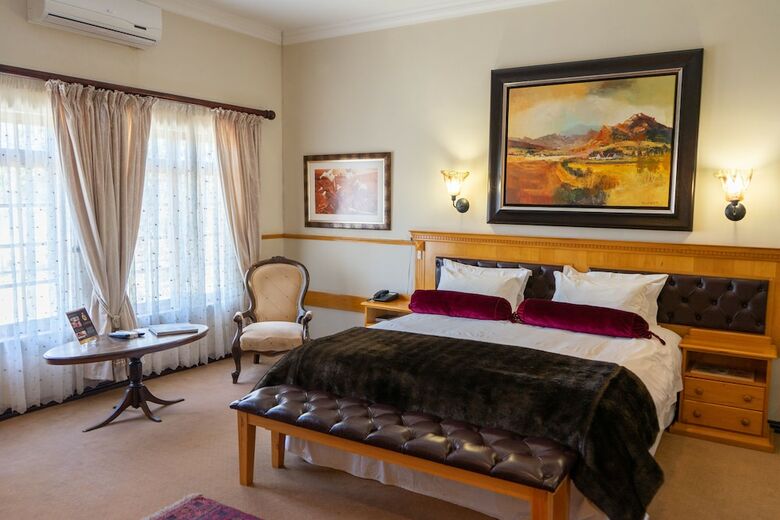 Turnberry Boutique Hotel