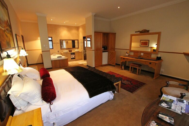 Turnberry Boutique Hotel