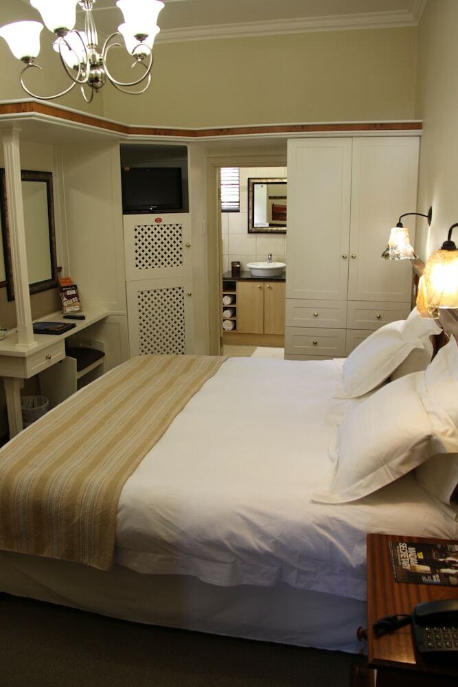 Turnberry Boutique Hotel