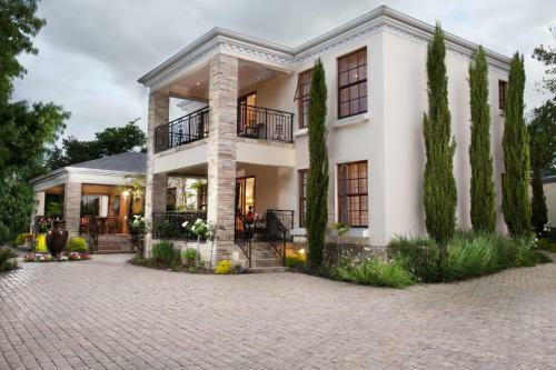 Hostal Blaauwheim Guest House