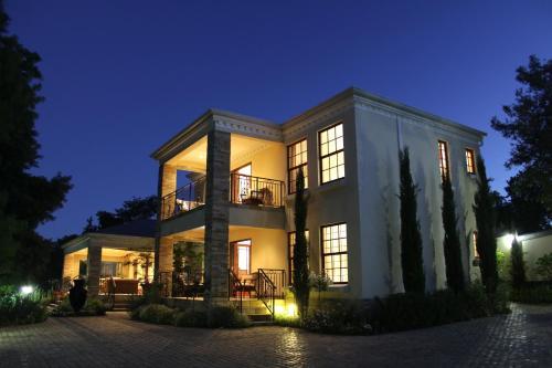 Hostal Blaauwheim Guest House