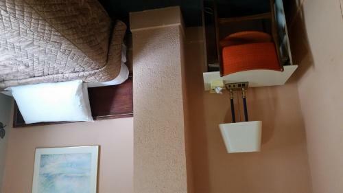 Bed & Breakfast A Voyageur's Guest House