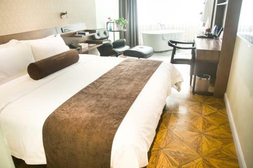 James Joyce Coffetel Hotel - Tian He North