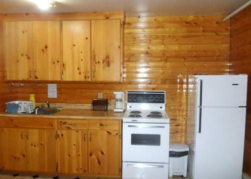 Hillcrest Motel