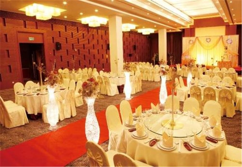 Hotel Howard Johnson Plaza Lingang Shanghai