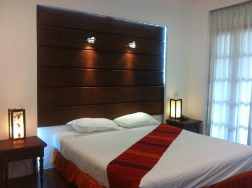 Posada Chitchareune Moungluang Hotel