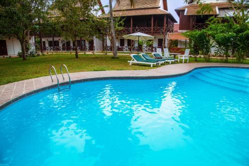 Posada Chitchareune Moungluang Hotel
