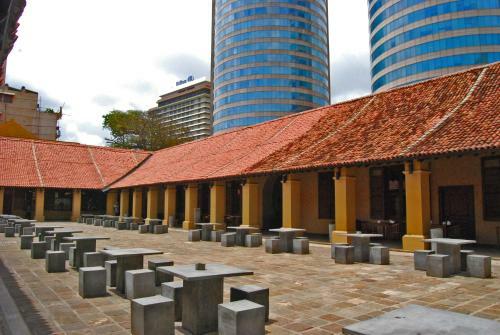 Panoramic Apartment / Seagull Complex - Colombo