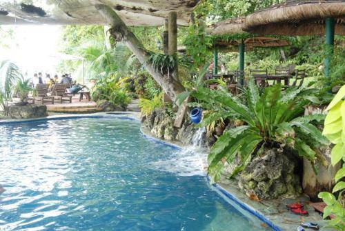 Hotel Chema's By The Sea
