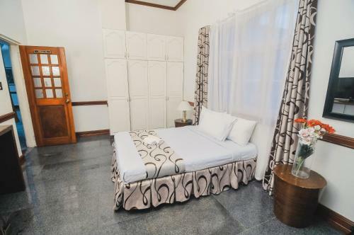 Hotel Villa Jhoana Resort