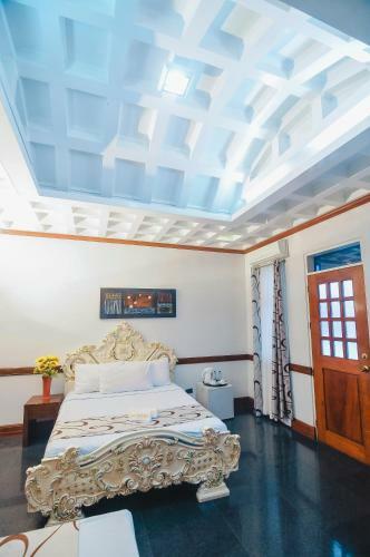 Hotel Villa Jhoana Resort
