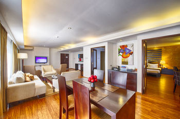Hotel Avani Bentota Resort & Spa