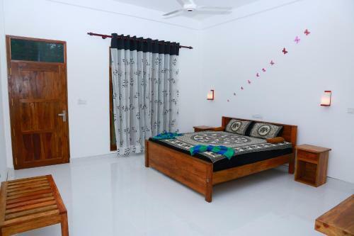 Hostal Shine Park