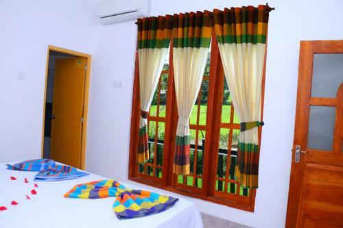 Hostal Shine Park