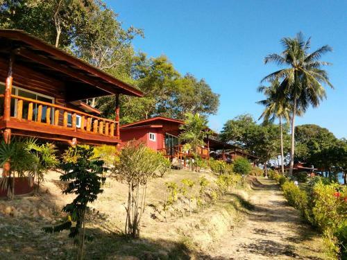 Hotel Freedom Hut