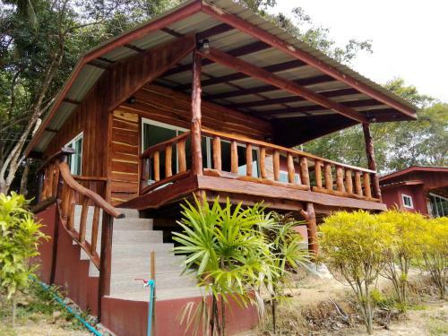 Hotel Freedom Hut