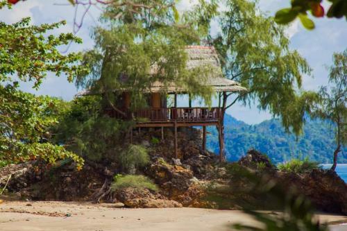 Hotel Freedom Hut