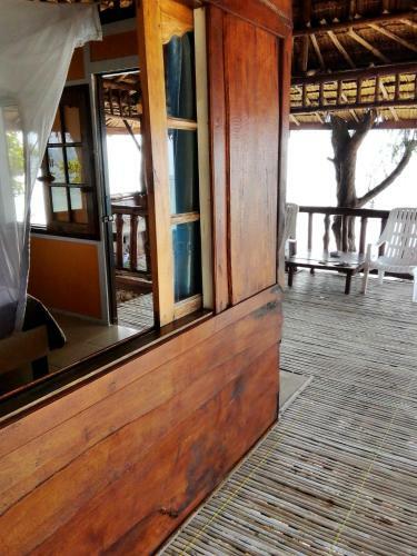 Hotel Freedom Hut
