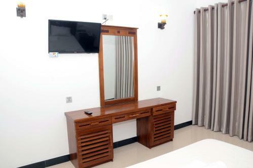 Us Hotel Jaffna