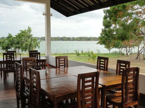 Hotel Naaval