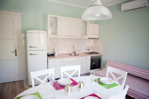 Shabby Chic Apartments