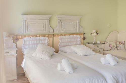Shabby Chic Apartments