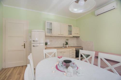 Shabby Chic Apartments