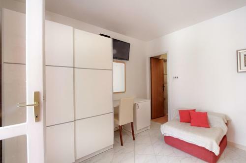 Apartments Nine Slano
