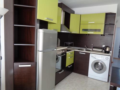 Apartment N4 In Sunset Beach 2,??????? ????