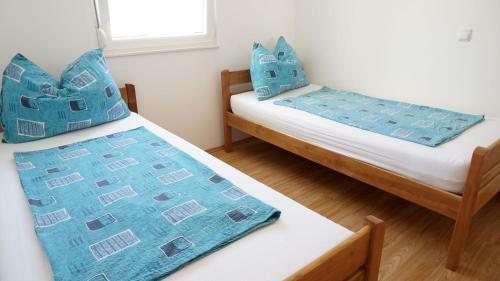 Apartments Zeba
