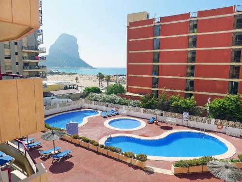 Two-bedroom Apartment Amatista 01