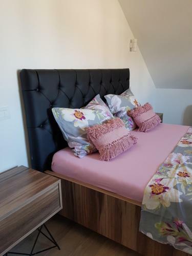 Hostal Villa White